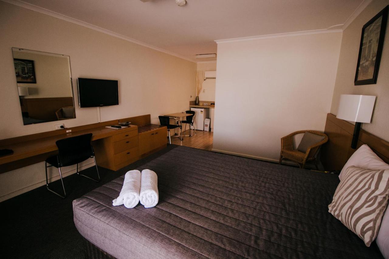 Kalgoorlie Overland Motel Exterior photo